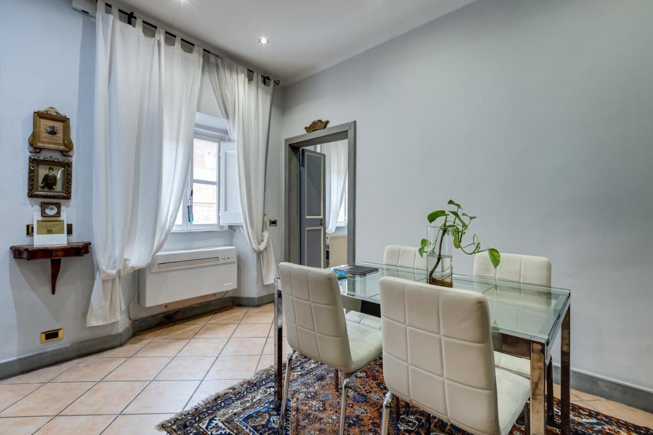 Casa Coronari * Roma